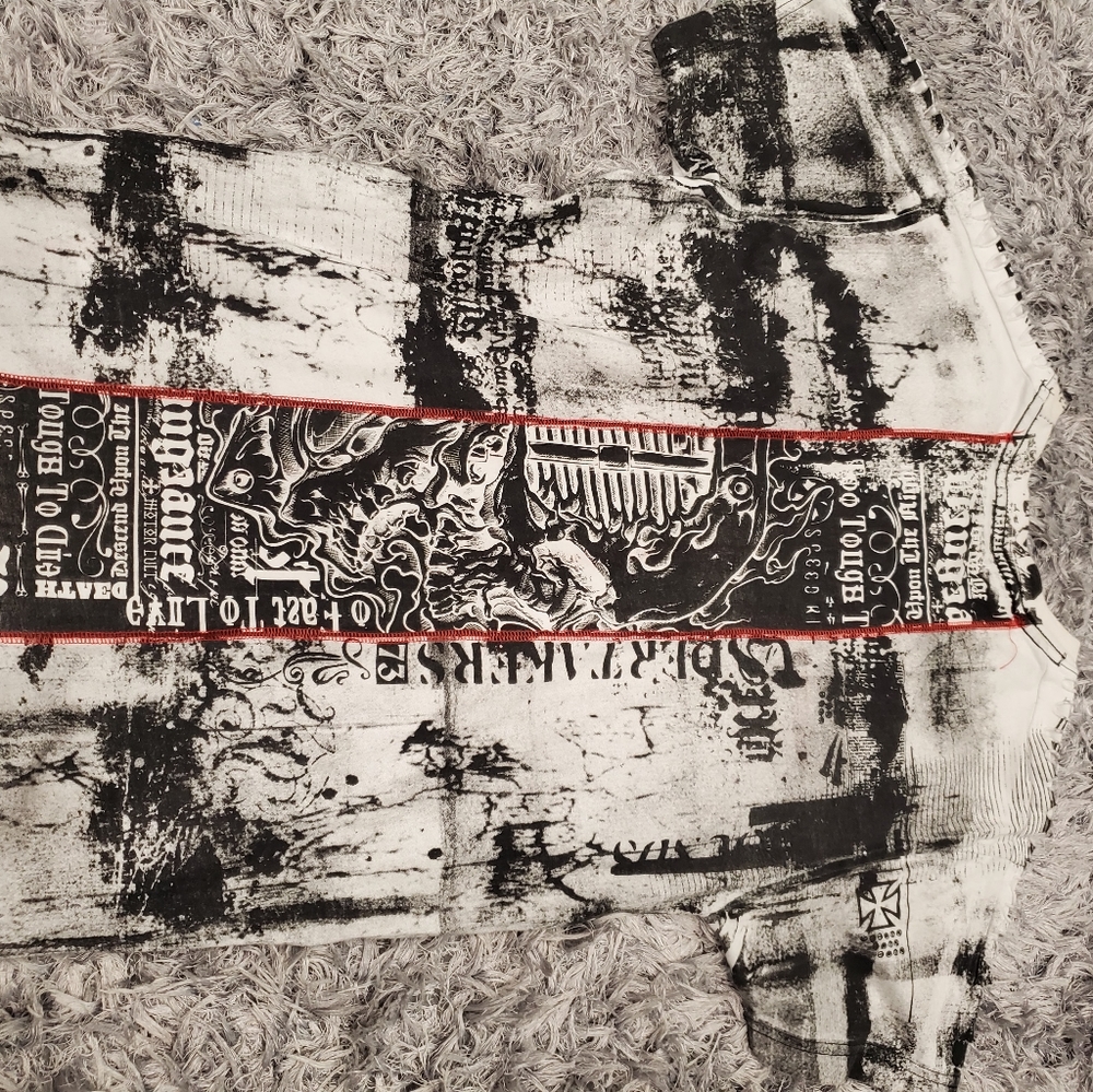 Affliction shirt large